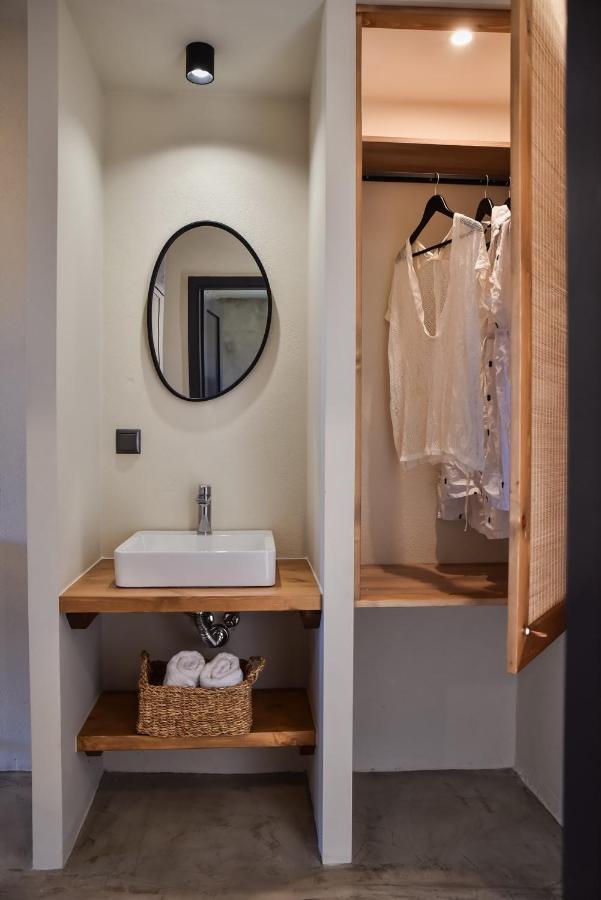 Mira Living Concept Suites Adults Only Kokkini Hani Eksteriør bilde