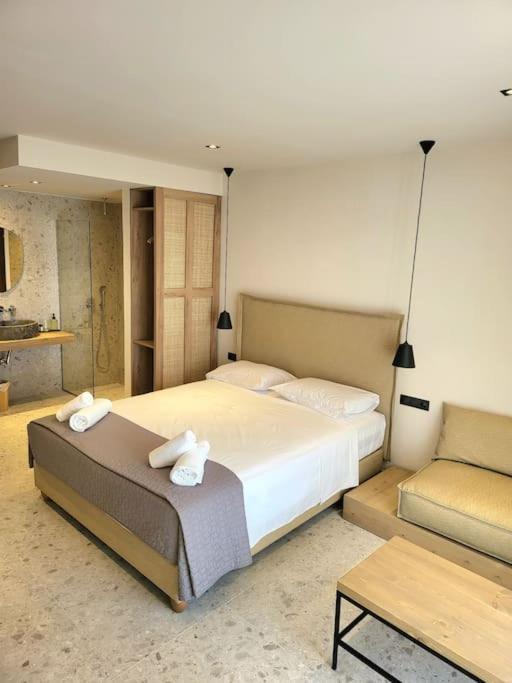 Mira Living Concept Suites Adults Only Kokkini Hani Eksteriør bilde
